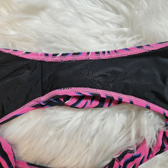 Zebra Bikini Set - Picture 3 of 5